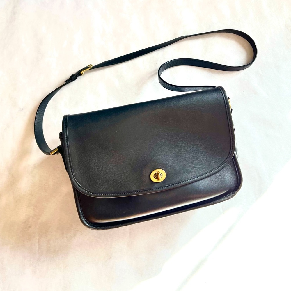 Vintage Coach Turnlock Crossbody Bag